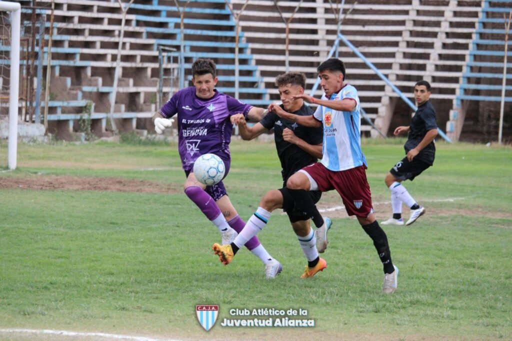 Imagen de WhatsApp 2025-12-07 a las 21.04.28_dec7e3da