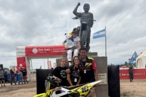 delfina-y-catalina-rodriguez-motocross-e1764981397818