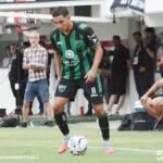 El Verdinegro quiere dar el golpe en Ezeiza y mirar a todos desde arriba