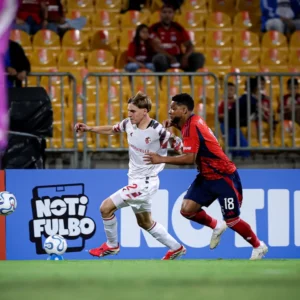 En Colombia, Estudiantes de La Plata igualó con Independiente Medellín en el inicio de la Copa Libertadores