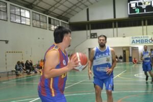 Universidad impuso su jerarquía y venció con autoridad a UVT por 79-59 en el marco de la tercera jornada del Torneo Apertura “