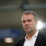 Barcelona llegó a un acuerdo para extender el contrato de Hansi Flick por una temporada más, luego del gran presente futbolístico del equipo y tras la reciente consagración en el Clásico español.