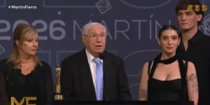 A los 91 años, Macaya Márquez recibió un Martín Fierro antes de hacer historia con su Mundial número 18