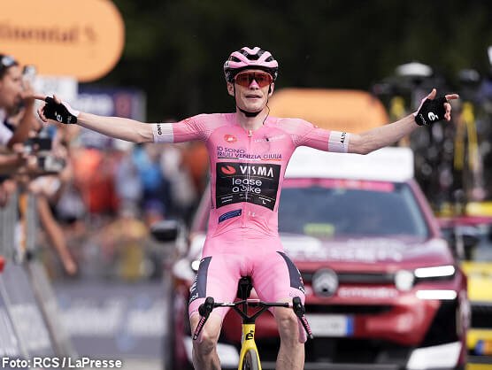 jonas-vingegaard-giro-et16-2026-rcs-tw