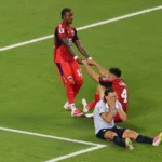 Uruguay dejó escapar el triunfo ante Cabo Verde y se jugará la clasificación frente a España