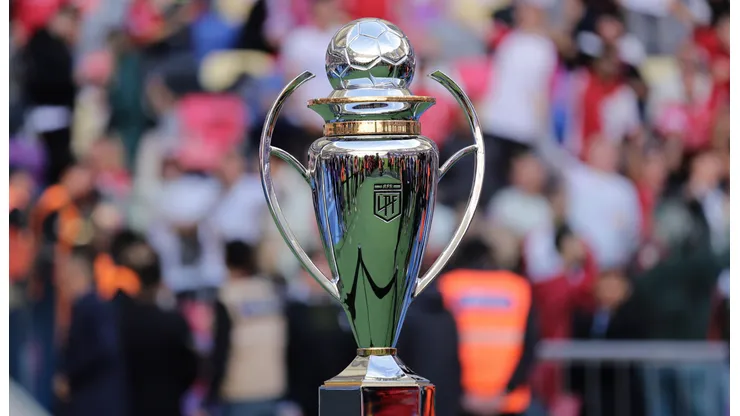 El-trofeo-de-la-Liga-Profesional-de-Futbol-740x416 (1)