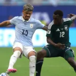 Uruguay evitó la caída ante Arabia Saudita, pero dejó dudas en su estreno mundialista