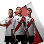 River presentó su nueva camiseta: un homenaje a sus orígenes y a los 125 años de historia