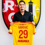 Franjo Ivanović llega al Lens para jugar la Champions: el delantero croata fue cedido por Benfica