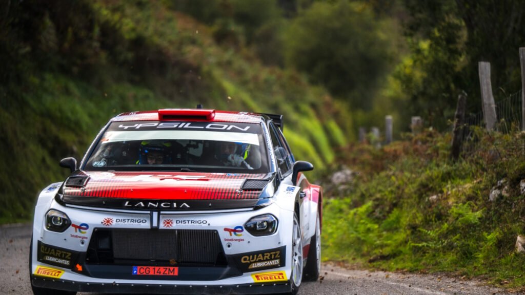 Diego Ruiloba lidera el Rally de Llanes tras una primera jornada muy disputada