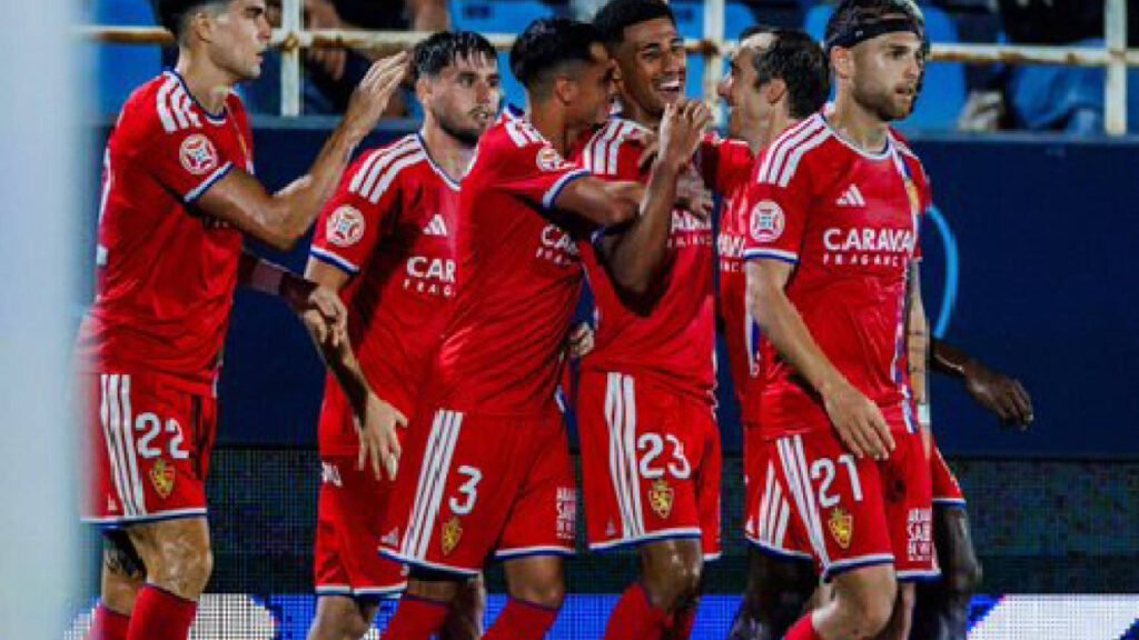 Ureña marcó un doblete y le dio al Zaragoza su cuarta victoria consecutiva