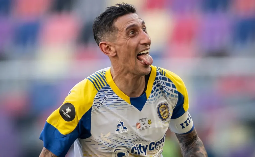 Di María comparó el penal de la Supercopa con el que recibió ante Francia en 2022
