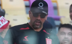 Verón increpó a Darío Herrera y lo acusó de ladrón en la Supercopa